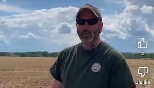 Canola Watch - insects, suspicious weed patches and weather apps
